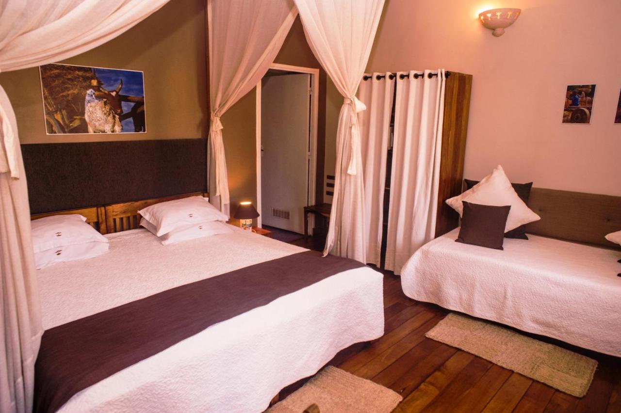 Les 3 Metis Hotel Antananarivo Luaran gambar